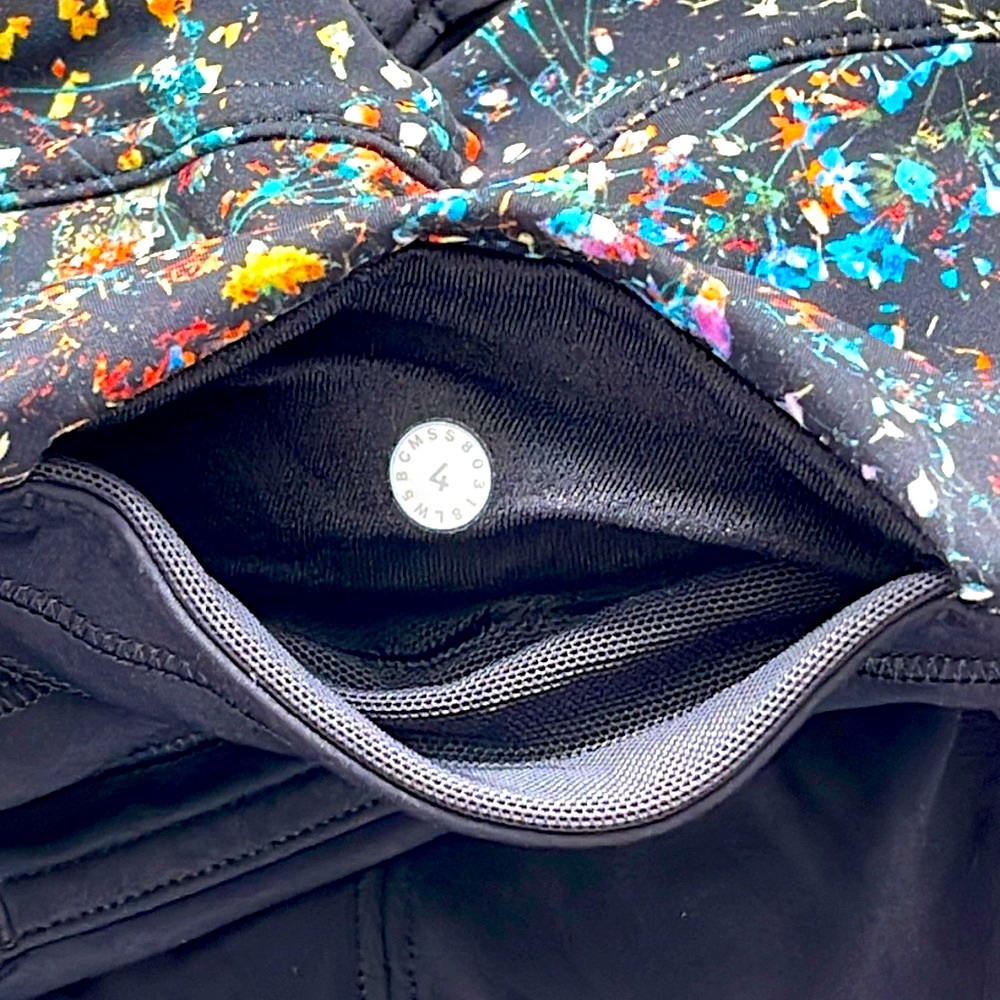 Lululemon Wake and Train Tight 28” Black/Flowerescent Multi Color 4 Dot - Picture 10 of 10
